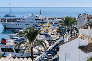 Flat №24247 in Puerto Banus