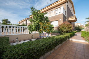 Townhouse №19675 in Cambrils