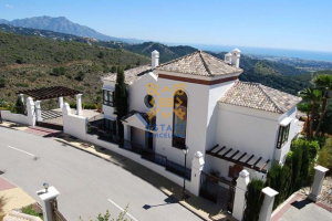 House №8967 in Benahavis