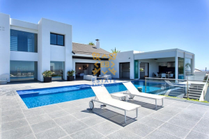 Villa №33870 in Marbella