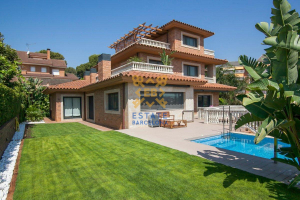 House №10432 in Castelldefels