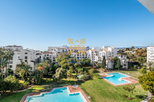 Flat №25075 in Puerto Banus